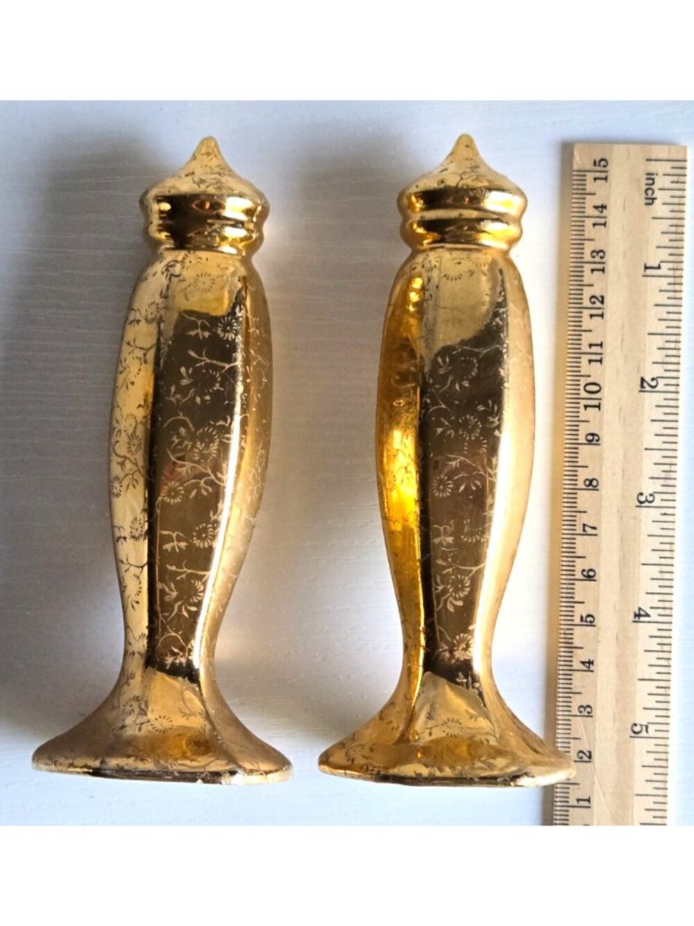 Gilded Ceramic Salt & Pepper Shakers 5.5" Tall & 4" Tall Japan Lot of 4 VTG - Picture 5 of 9